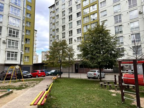 квартира за адресою Василя Стуса вул., 44
