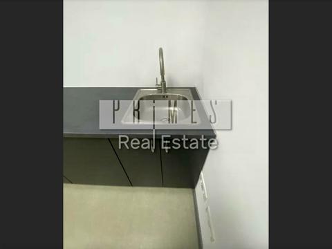 комерційна за адресою Красилівська вул., 5