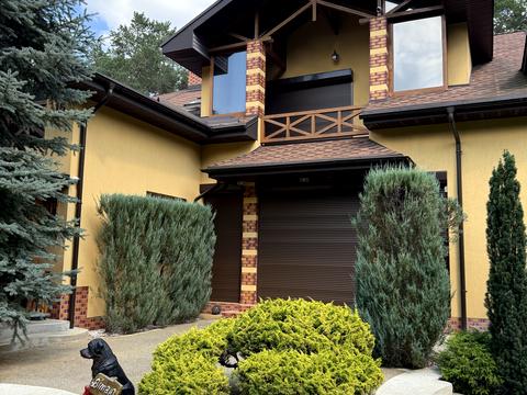 дом по адресу Осіння