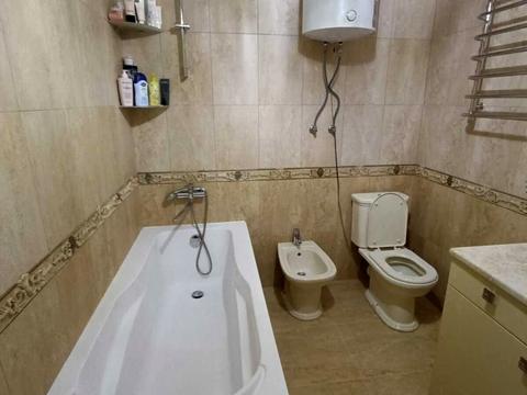 квартира за адресою Парусна вул. (Героїв Сталінграду), 1е