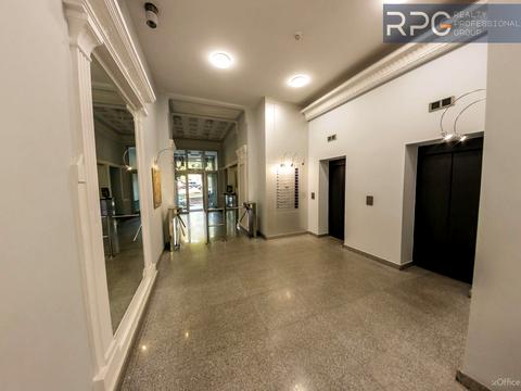 коммерческая по адресу Музейний пер., 4