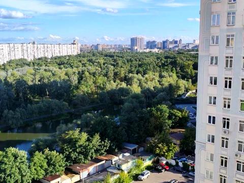 квартира за адресою Воскресенська вул., 12-Б