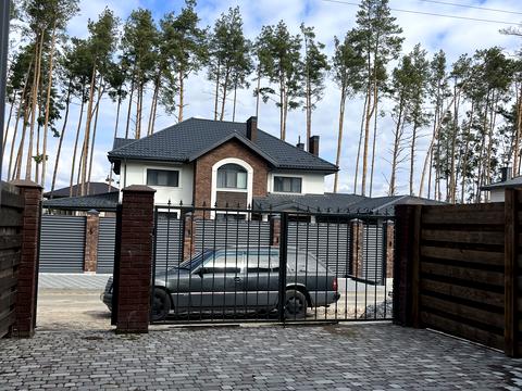 дом по адресу патріотів