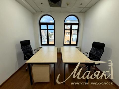 коммерческая по адресу Большая Васильковская ул. (Красноармейская), 12