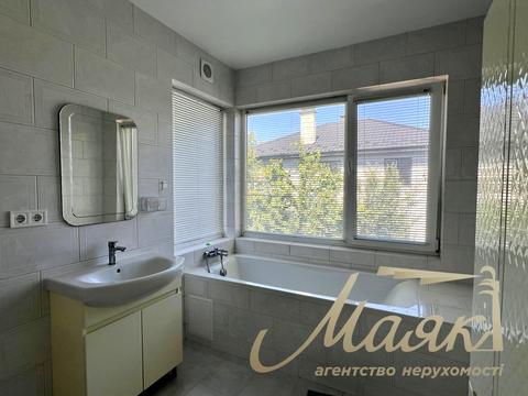 дом по адресу Ивана Сирко ул.