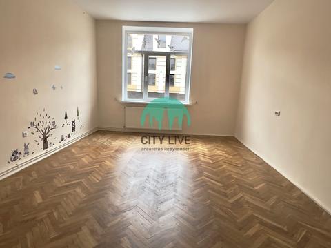 квартира за адресою Дністровська вул., 20