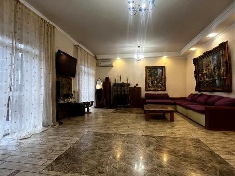 будинок за адресою Сонячна вул.