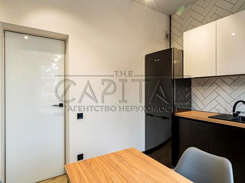 комерційна за адресою Басейна вул., 5-Б