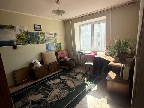 квартира за адресою Космонавтів вул., 146
