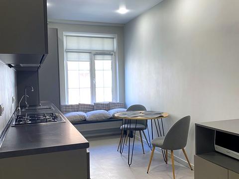 квартира за адресою Дмитра Луценка вул. (Крейсера "Аврора"), 8