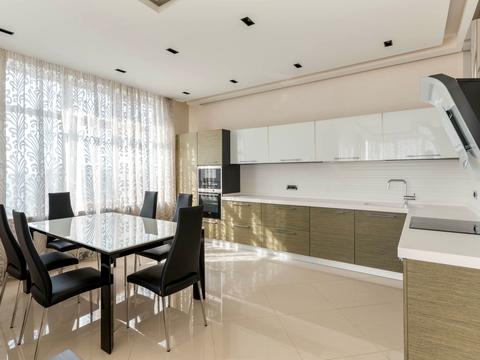 квартира за адресою Андрія Верхогляда вул. (Михайла Драгомирова), 7