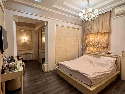 квартира за адресою Зоряний бульв., 1