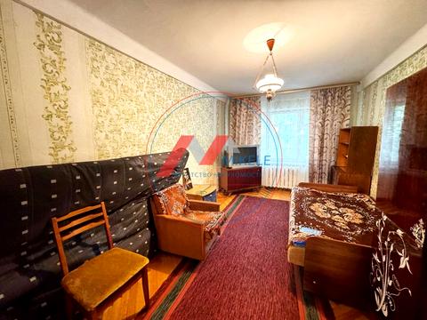 квартира по адресу Строителей ул., 18