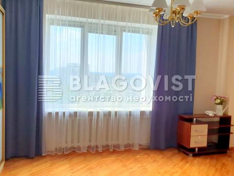 квартира за адресою Академіка Булаховського вул., 5-Г
