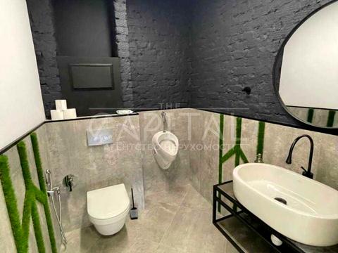 комерційна за адресою Євгена Коновальця вул. (Щорса), 44-А