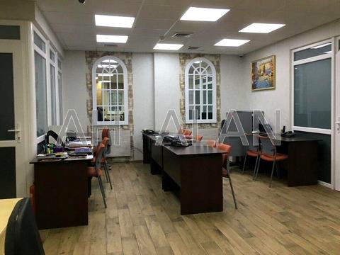 комерційна за адресою Олеся Гончара вул., 35