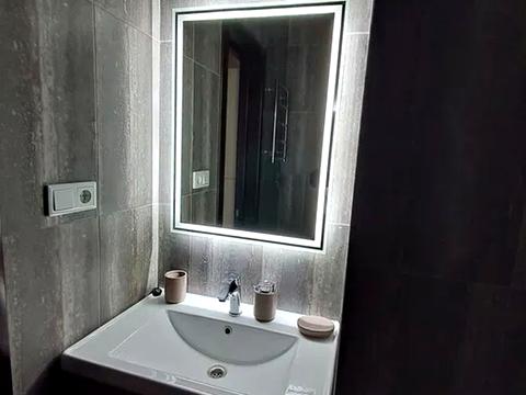 квартира по адресу Ревуцкого ул., 40-В