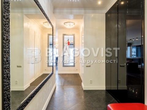 квартира за адресою Почайнинська вул., 70