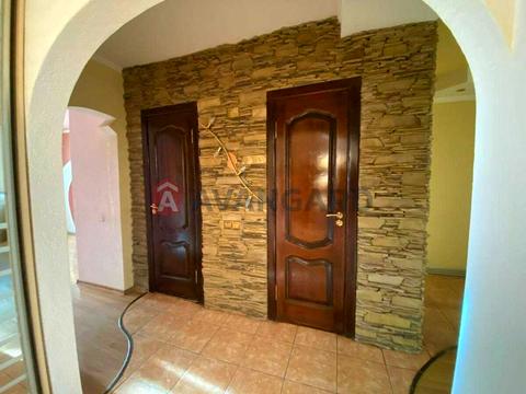 квартира за адресою Кам'янське (Дніпродзержинськ), Харківська вул., 1
