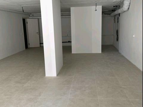 комерційна за адресою Малоголосківська вул., 44