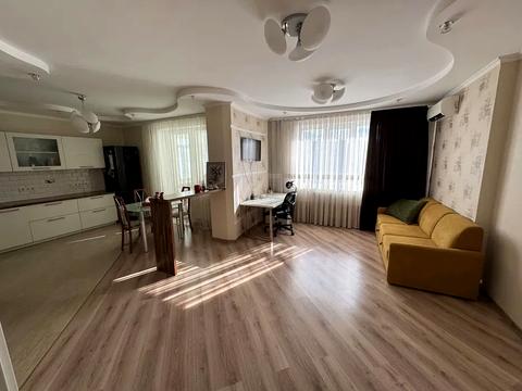 квартира за адресою Ревуцького вул., 9