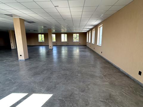 комерційна за адресою Івана Сірка вул., 11в