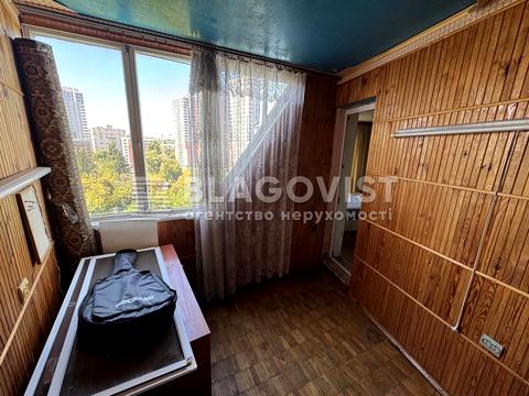 квартира за адресою Бережанська вул., 12