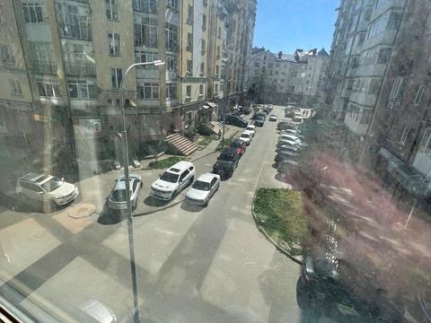 квартира за адресою Володимира Великого вул., 16