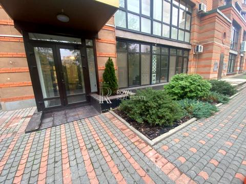 коммерческая по адресу Леси Украинки бульв., 23-А