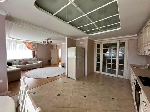 квартира за адресою Добровольців вул. (Маршала Говорова), 10