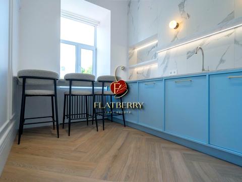 комерційна за адресою Івана Мазепи вул. (Січневого Повстання), 7