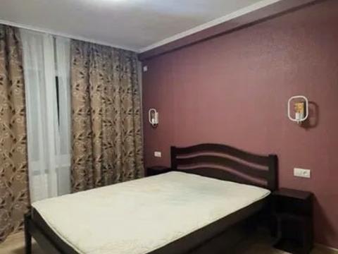 квартира за адресою Івана Мазепи просп. (Петровського), 42-А
