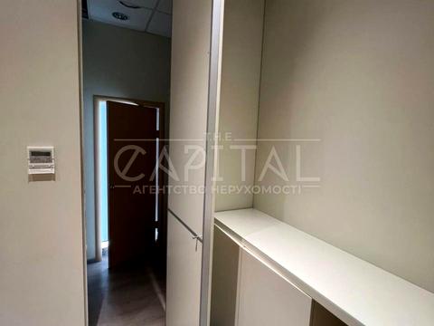 коммерческая по адресу Леси Украинки бульв., 7-А