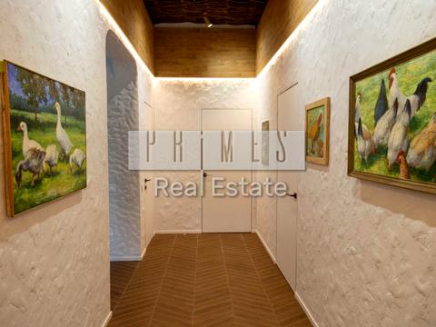 будинок за адресою Набережна вул.