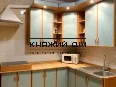 квартира за адресою Анни Ахматової вул., 39-А