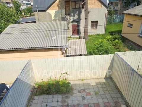 будинок за адресою Українська вул.