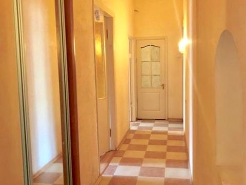 комерційна за адресою Троїцька вул., 28