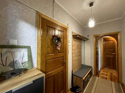 квартира за адресою Ревуцького вул., 4