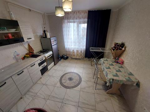 квартира за адресою Архітектора Старова вул., 10г