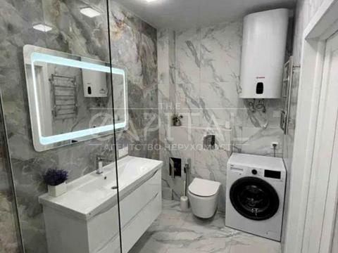 квартира за адресою Київ, Михайла Омеляновича-Павленка вул. (Суворова), 13