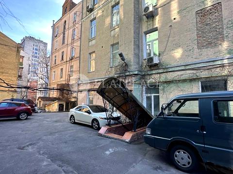 коммерческая по адресу Шота Руставели ул., 27