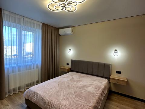 квартира за адресою Героїв Небесної Сотні просп., 26/15