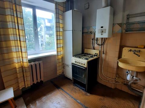 квартира за адресою Космонавтів вул., 6