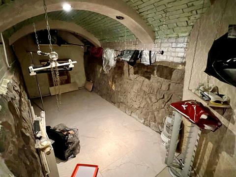 коммерческая по адресу Дудаева ул. (Лермонтова), 6