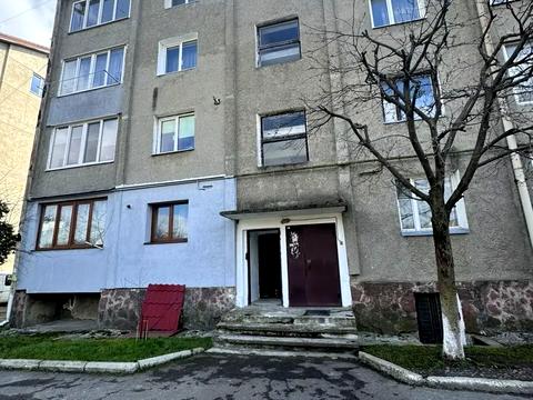 квартира за адресою Старицького вул., 11