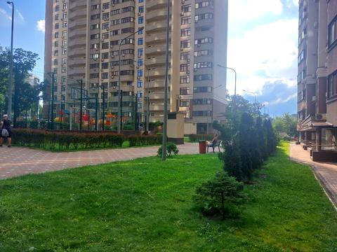 коммерческая по адресу Авиаконструктора Игоря Сикорского ул. (Танковая), 4-Г