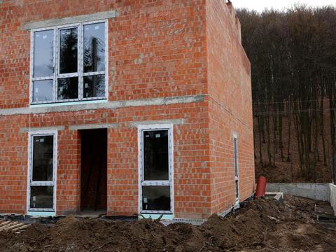 будинок за адресою Миколи Голубця вул. ()