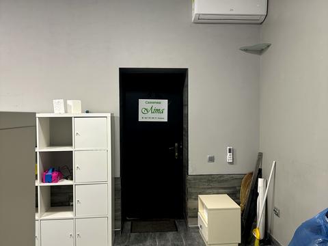 комерційна за адресою Подільська вул., 77