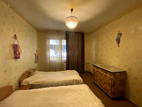 квартира за адресою Космонавтів вул., 18