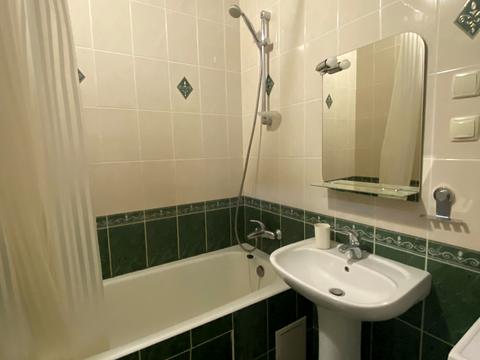 квартира за адресою Почайнинська вул., 44